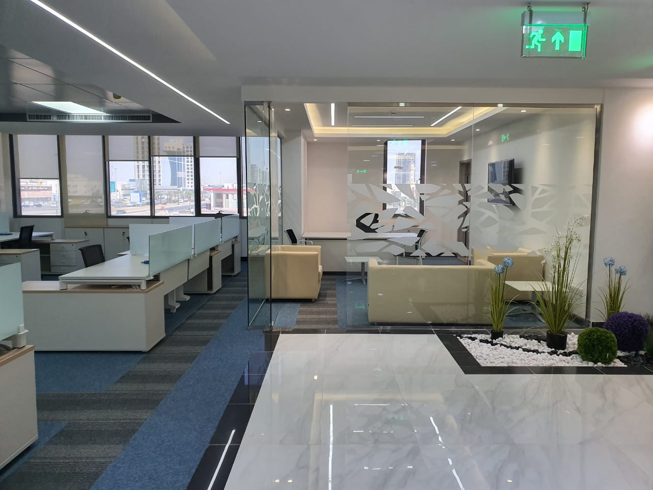 تأهيل الدور الثاني بالمركز الرئيسي لهيئة الهلال الأحمر السعودي بالرياض